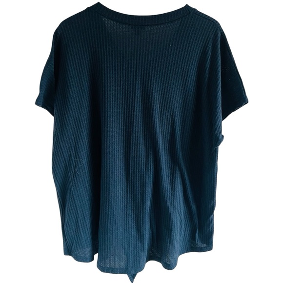 Torrid Button-Down Tie Front Top - Picture 2 of 4